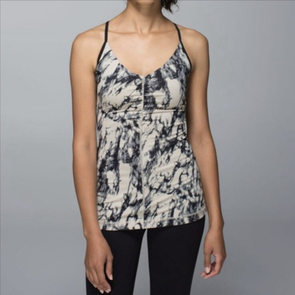 Lululemon Open Your Heart Tank 8 Granite Mojave Tan Black Stretch Racerback Gym